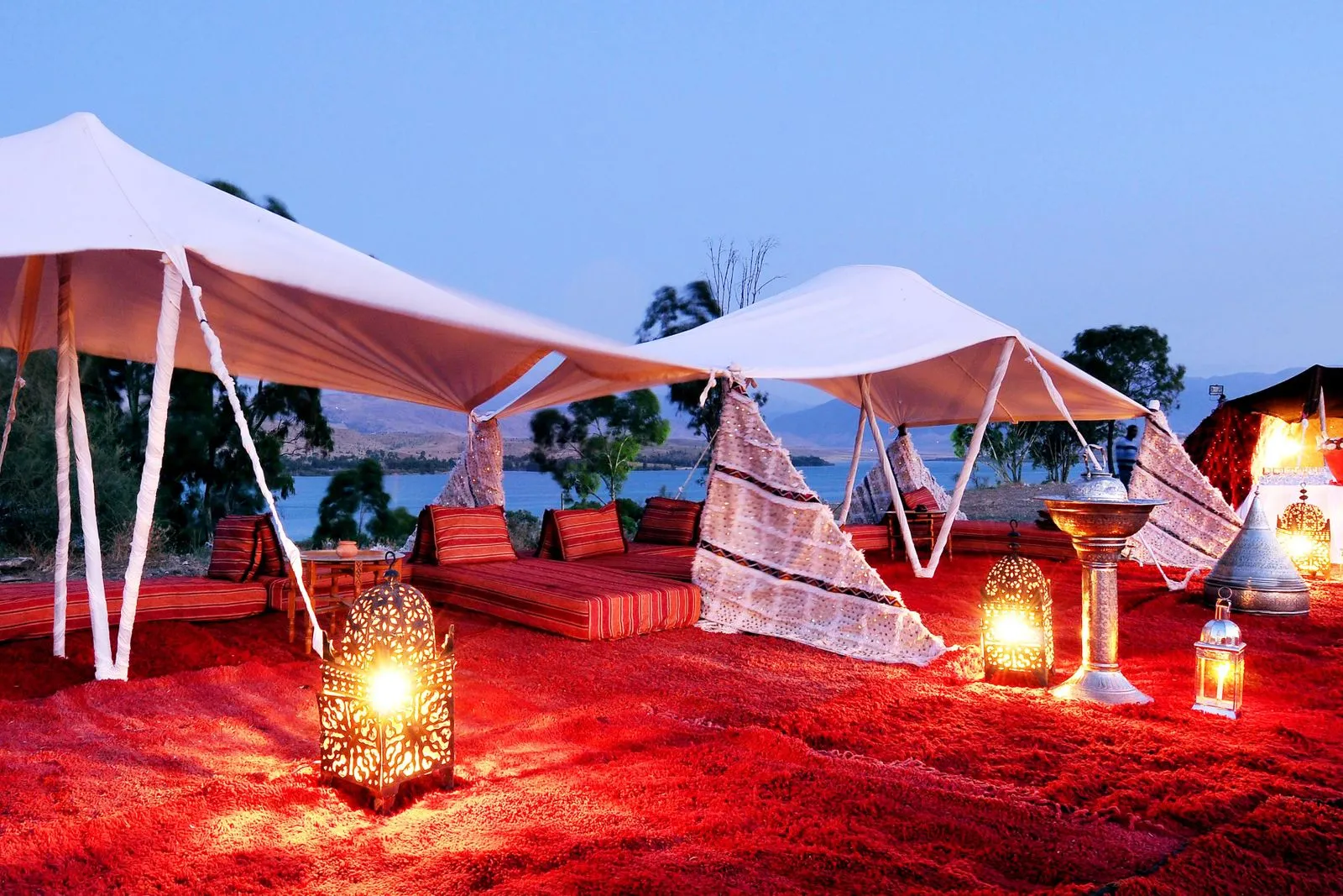 What to Pack for a Couples Glamping Stay